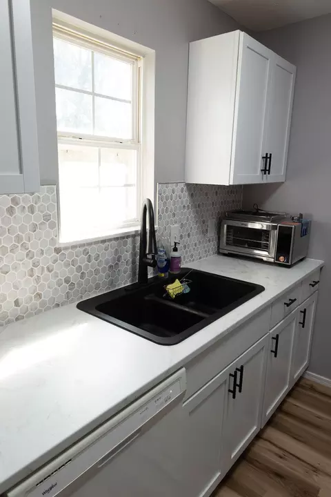 Kitchen - 222 N Westport Ave, Springfield, MO 65802 photo 5 of 5