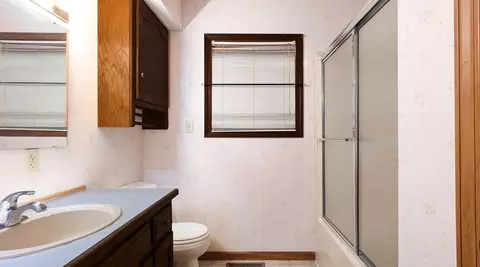 600 E Chestnut St, Bolivar, MO 65613 photo 7