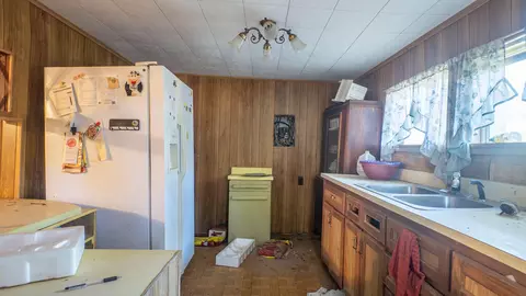 Kitchen - 20256 Highway V, Myrtle, MO 65778 photo 1 of 1