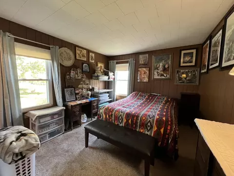 Bedroom - 494 N T Hwy, Birch Tree, MO 65438 photo 1 of 3