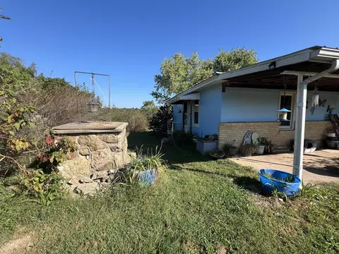Exterior - 494 N T Hwy, Birch Tree, MO 65438 photo 7 of 16
