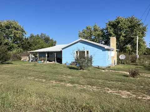 Exterior - 494 N T Hwy, Birch Tree, MO 65438 photo 2 of 16