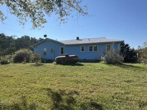 Exterior - 494 N T Hwy, Birch Tree, MO 65438 photo 6 of 16