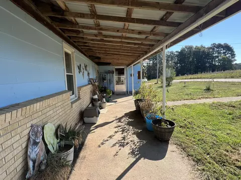 Exterior - 494 N T Hwy, Birch Tree, MO 65438 photo 8 of 16