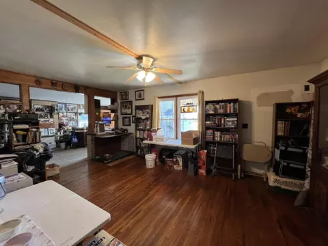 Living - 494 N T Hwy, Birch Tree, MO 65438 photo 5 of 5