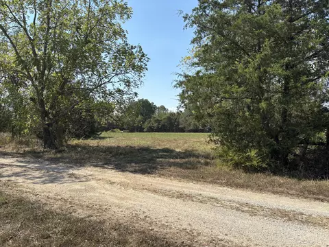 000 Lightning Springs Rd, Protem, MO 65733