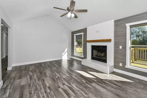 820 S Barwick Pl, Willard, MO 65781 photo 7