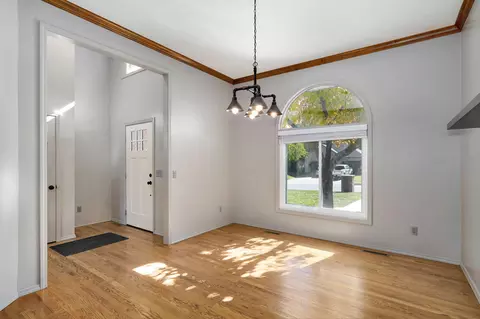 1117 W Woodhaven St, Springfield, MO 65810 photo 7