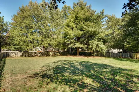1117 W Woodhaven St, Springfield, MO 65810 photo 48