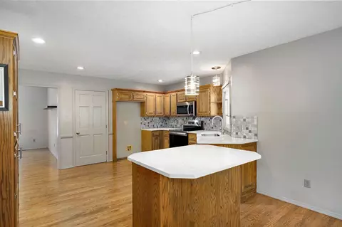 1117 W Woodhaven St, Springfield, MO 65810 photo 15