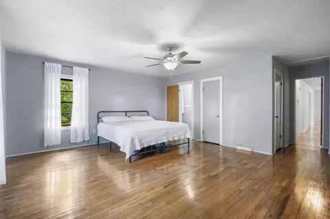 Bedroom - 209 Mcfarland St, Branson, MO 65616 photo 6 of 12