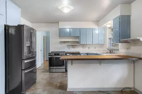 Kitchen - 209 Mcfarland St, Branson, MO 65616 photo 2 of 8