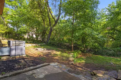 Exterior - 209 Mcfarland St, Branson, MO 65616 photo 13 of 39