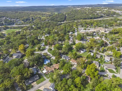 View/Area - 209 Mcfarland St, Branson, MO 65616 photo 5 of 10