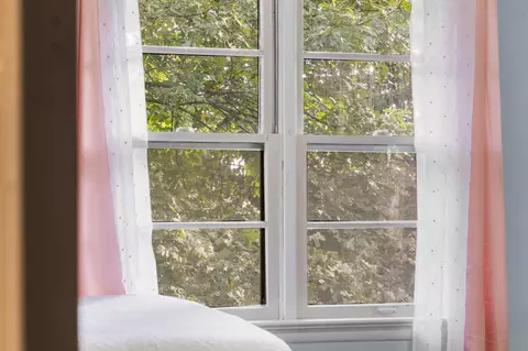 Bedroom - 209 Mcfarland St, Branson, MO 65616 photo 8 of 12