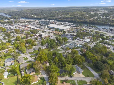 View/Area - 209 Mcfarland St, Branson, MO 65616 photo 3 of 10