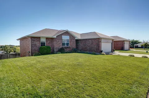1722 N 25th St, Ozark, MO 65721 photo 2