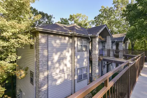 131 Oak Ln, Branson West, MO 65737 photo 1