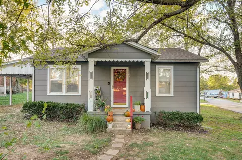 109 N 9th Ave, Ozark, MO 65721 photo 2