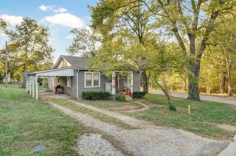 109 N 9th Ave, Ozark, MO 65721 photo 3