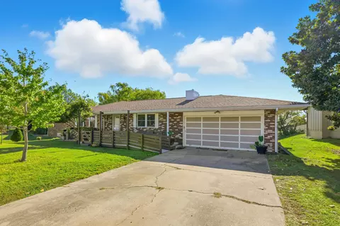4010 College View Dr, Joplin, MO 64801