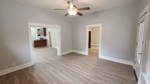747 S Broadway Ave, Springfield, MO 65806 photo 3