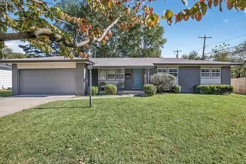 2530 S Rogers Ave, Springfield, MO 65804