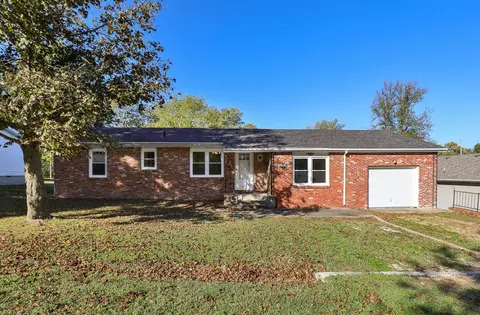 613 S Elgin Ave, Bolivar, MO 65613