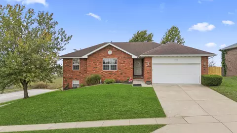 2406 W Heritage Dr, Ozark, MO 65721 photo 2