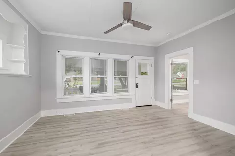 347 W Elm St, Republic, MO 65738 photo 2