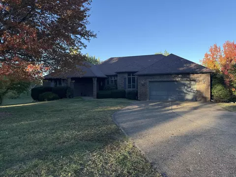 201 W River Bluff Dr, Ozark, MO 65721