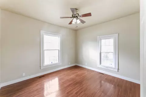 2026 N Prospect Ave, Springfield, MO 65803 photo 9