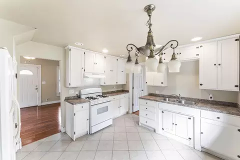 2026 N Prospect Ave, Springfield, MO 65803 photo 13
