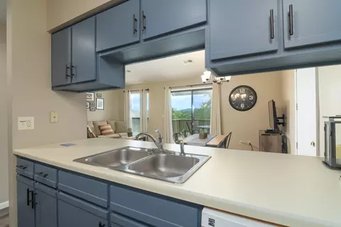 Kitchen - 158 Troon Dr #19 & 20, Branson, MO 65616 photo 3 of 7