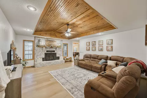 1125 E Stonebrook Rd, Ozark, MO 65721 photo 8