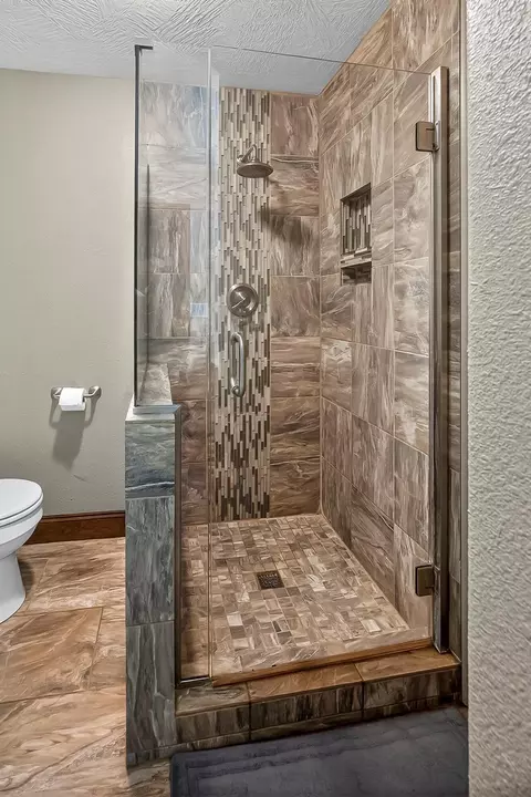 Bath - 214 Forgey Rd, Billings, MO 65610 photo 3 of 7