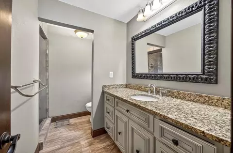 Bath - 214 Forgey Rd, Billings, MO 65610 photo 2 of 7