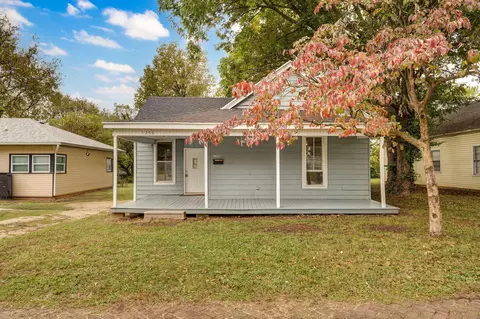 1206 W Elm St, Springfield, MO 65806