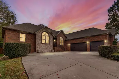 5374 S Fort Ave, Springfield, MO 65810 photo 1