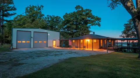 572 County Road 607, Pontiac, MO 65729
