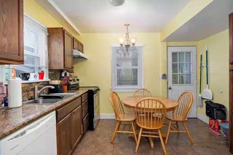 Kitchen - 423 E Center St, Mount Vernon, MO 65712 photo 1 of 4