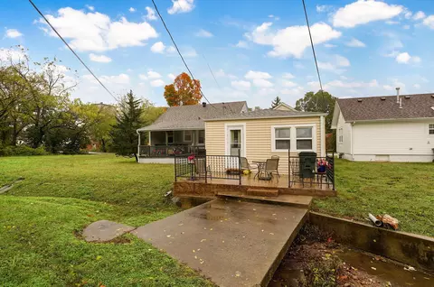 Exterior - 423 E Center St, Mount Vernon, MO 65712 photo 9 of 9