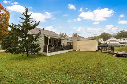 Exterior - 423 E Center St, Mount Vernon, MO 65712 photo 6 of 9