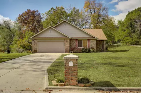 4025 S Aspen Ave, Springfield, MO 65807 photo 2