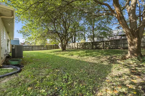 608 S Yellowwood Dr, Springfield, MO 65809 photo 32
