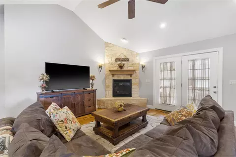 608 S Yellowwood Dr, Springfield, MO 65809 photo 5