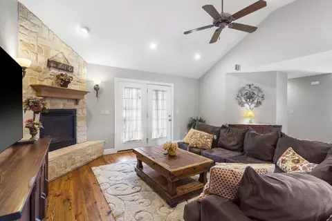 608 S Yellowwood Dr, Springfield, MO 65809 photo 8