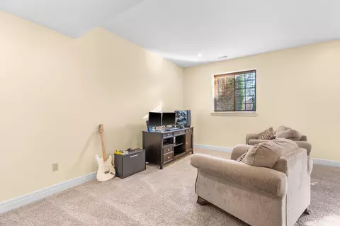 608 S Yellowwood Dr, Springfield, MO 65809 photo 19