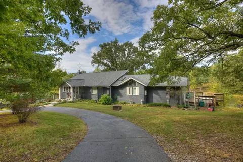 11802 Emden Ln, Racine, MO 64858