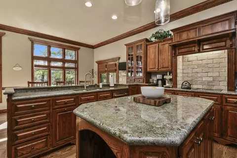 Kitchen - 3464 E Bluff Point Dr, Ozark, MO 65721 photo 4 of 17